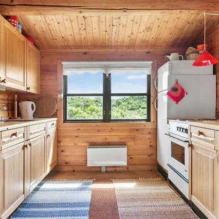 Σπίτι διακοπών 2 Bedroom Lovely In *