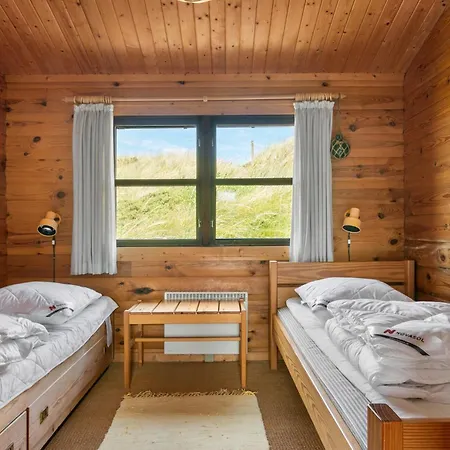 Holiday home 2 Bedroom Lovely In Saltum